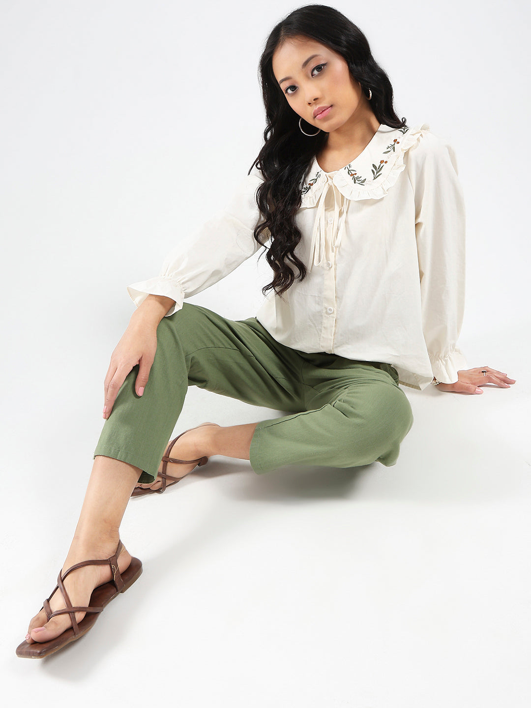 Offwhite Embriodered Peter Pan Collar OverSize Shirt with Floral Lace