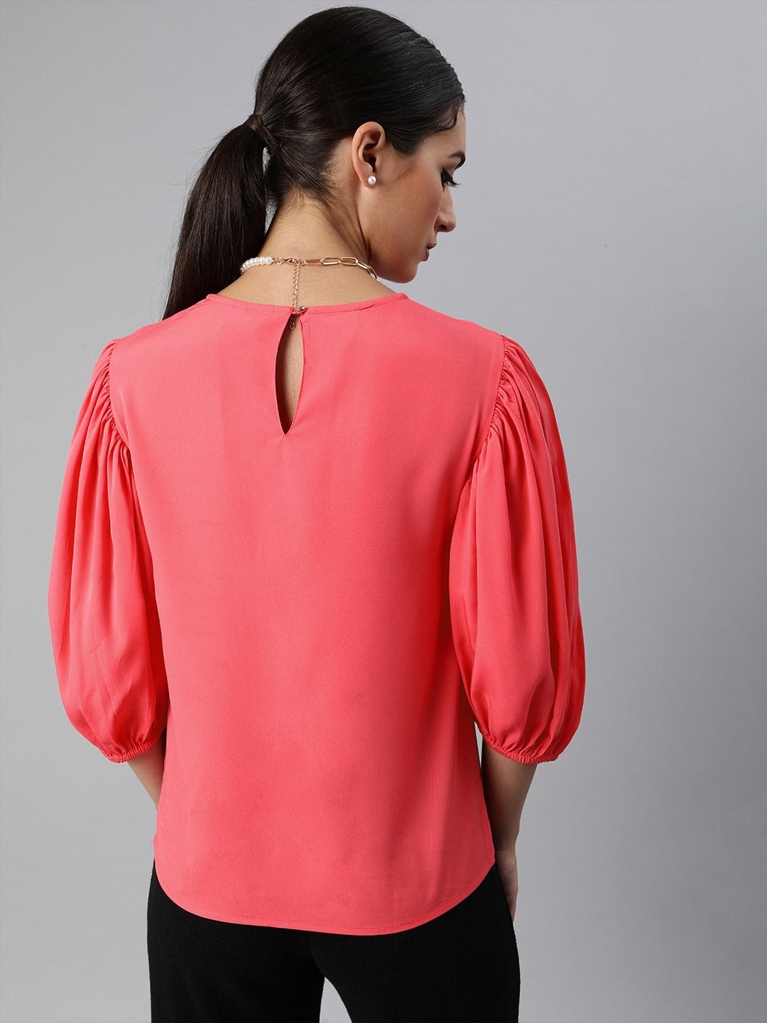 Volume sleeve top