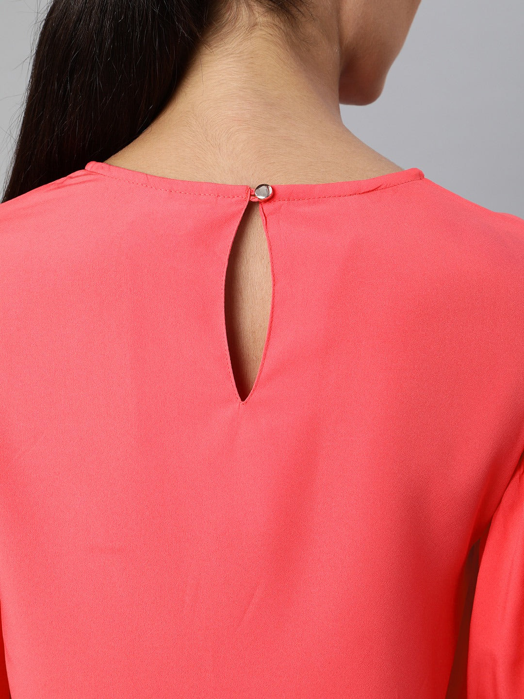 Volume sleeve top