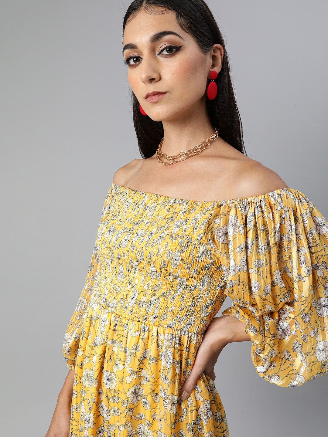Smocked volume sleeve dress