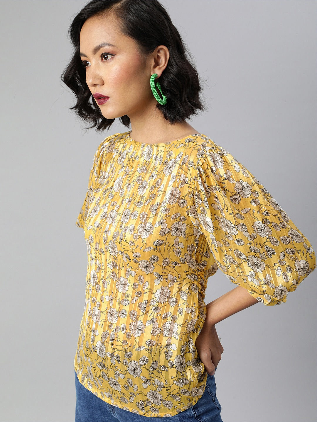 Front tie volume sleeve top