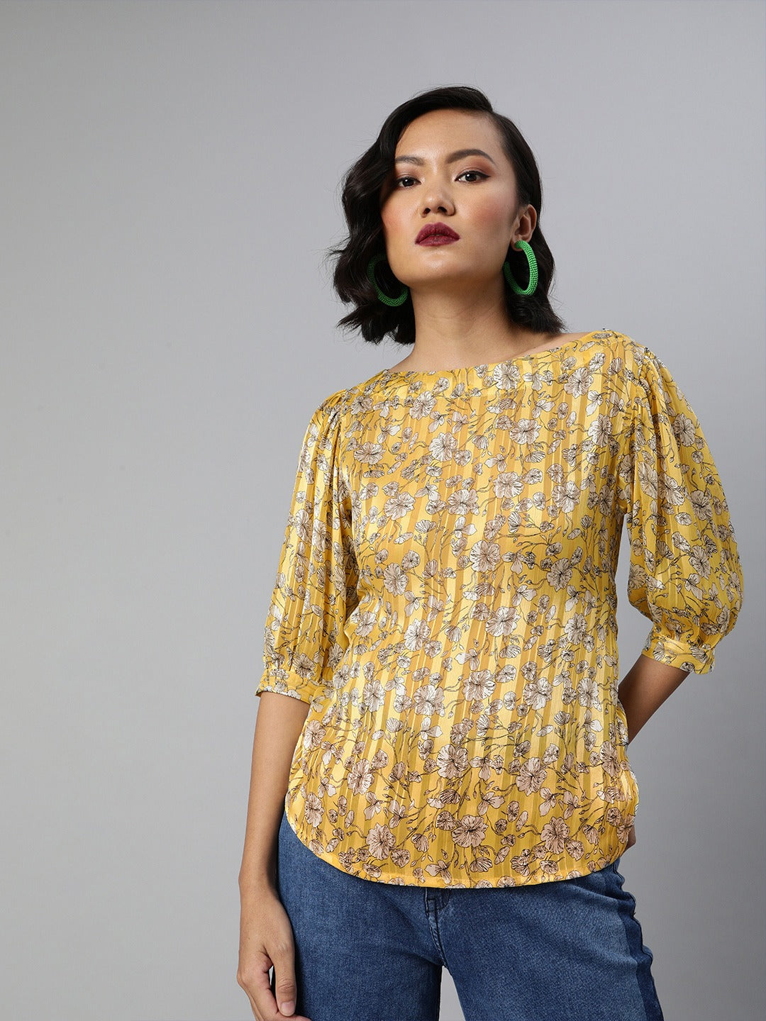 Front tie volume sleeve top