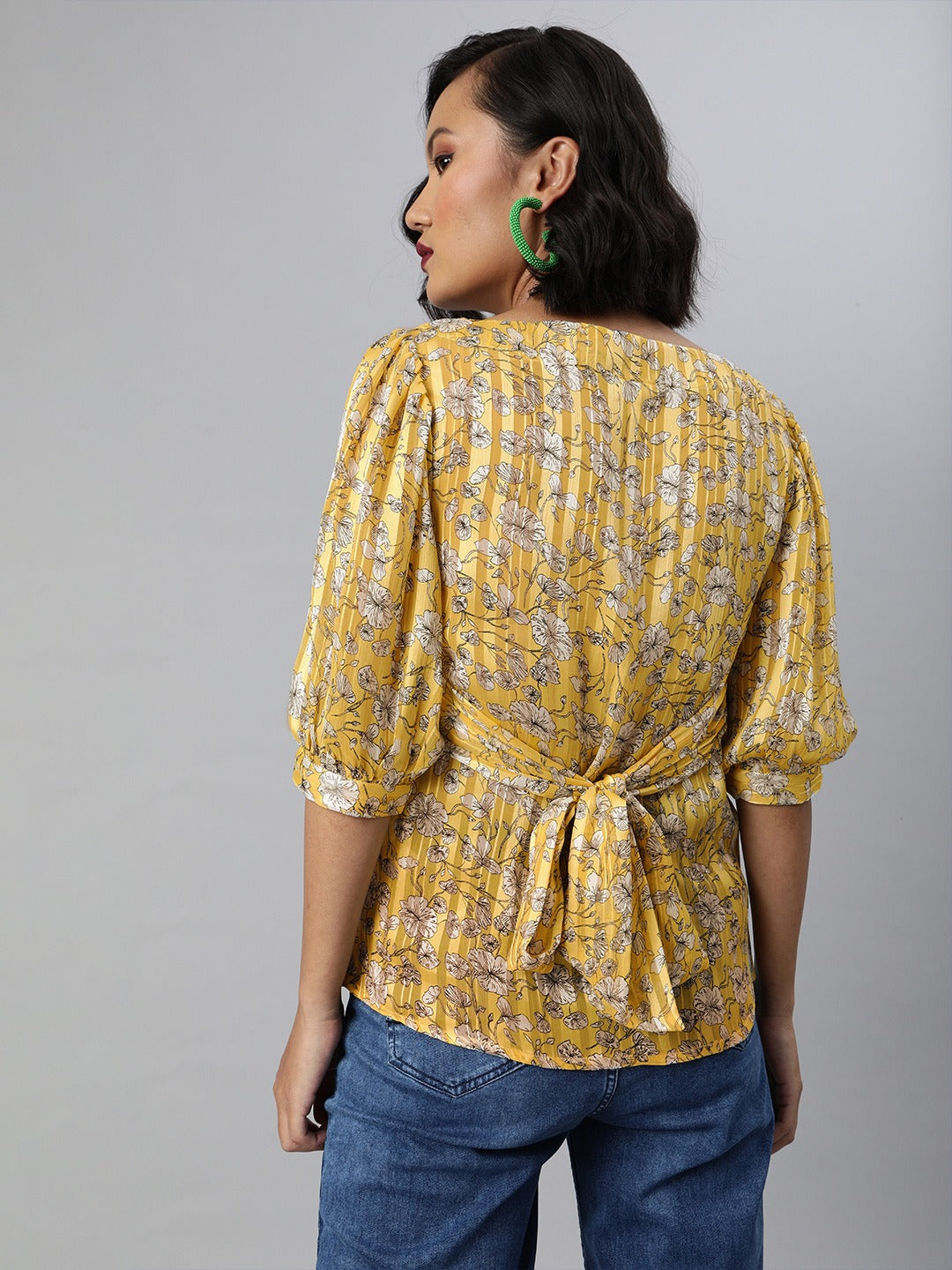 Front tie volume sleeve top