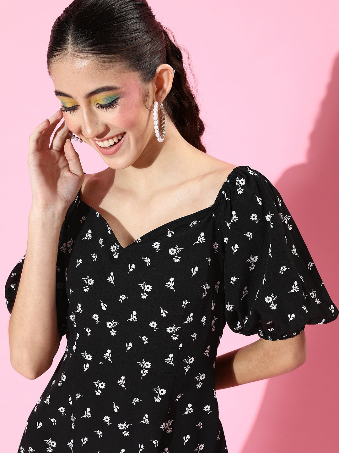 Volume sleeve sweetheart dress