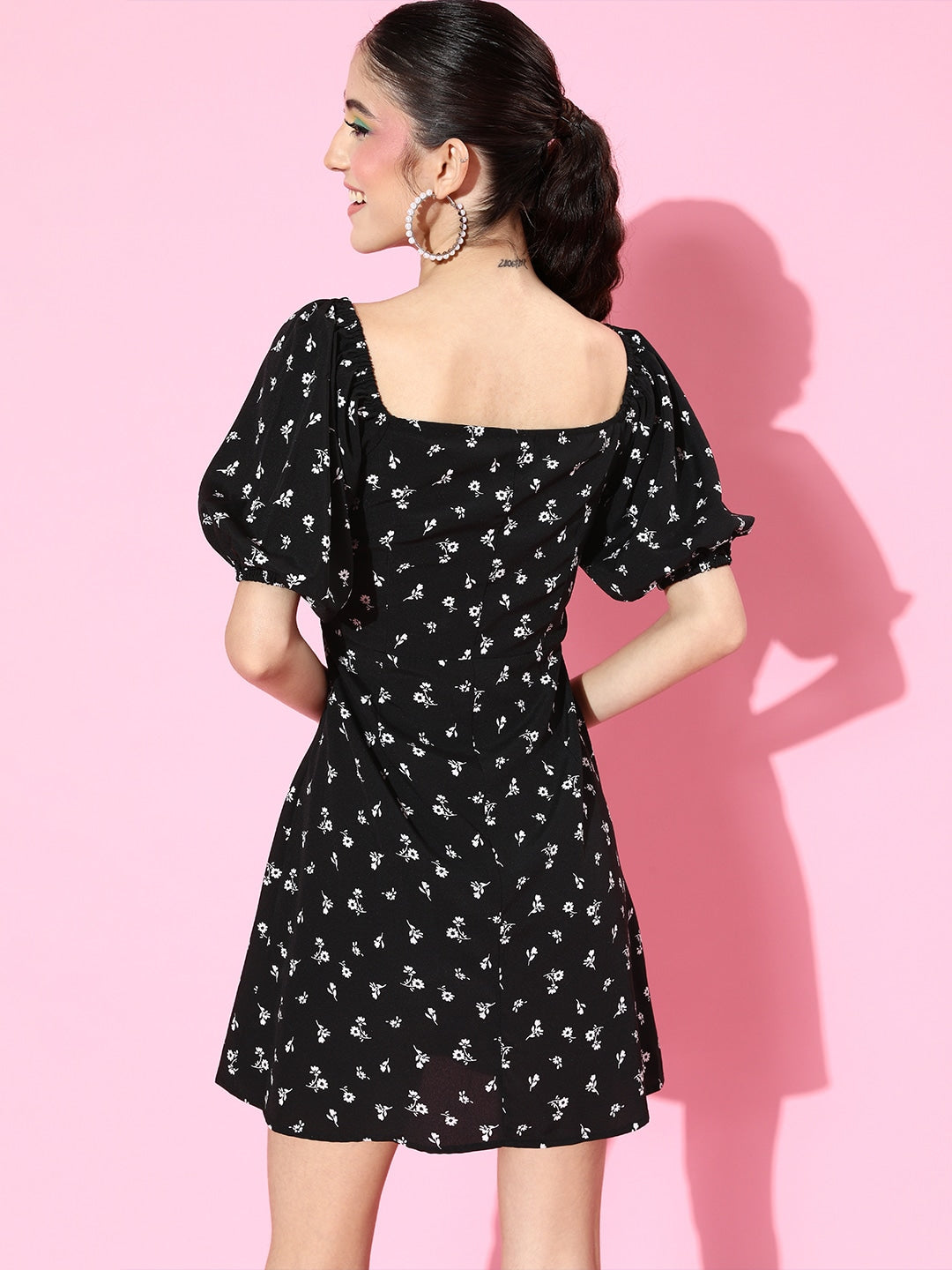 Volume sleeve sweetheart dress