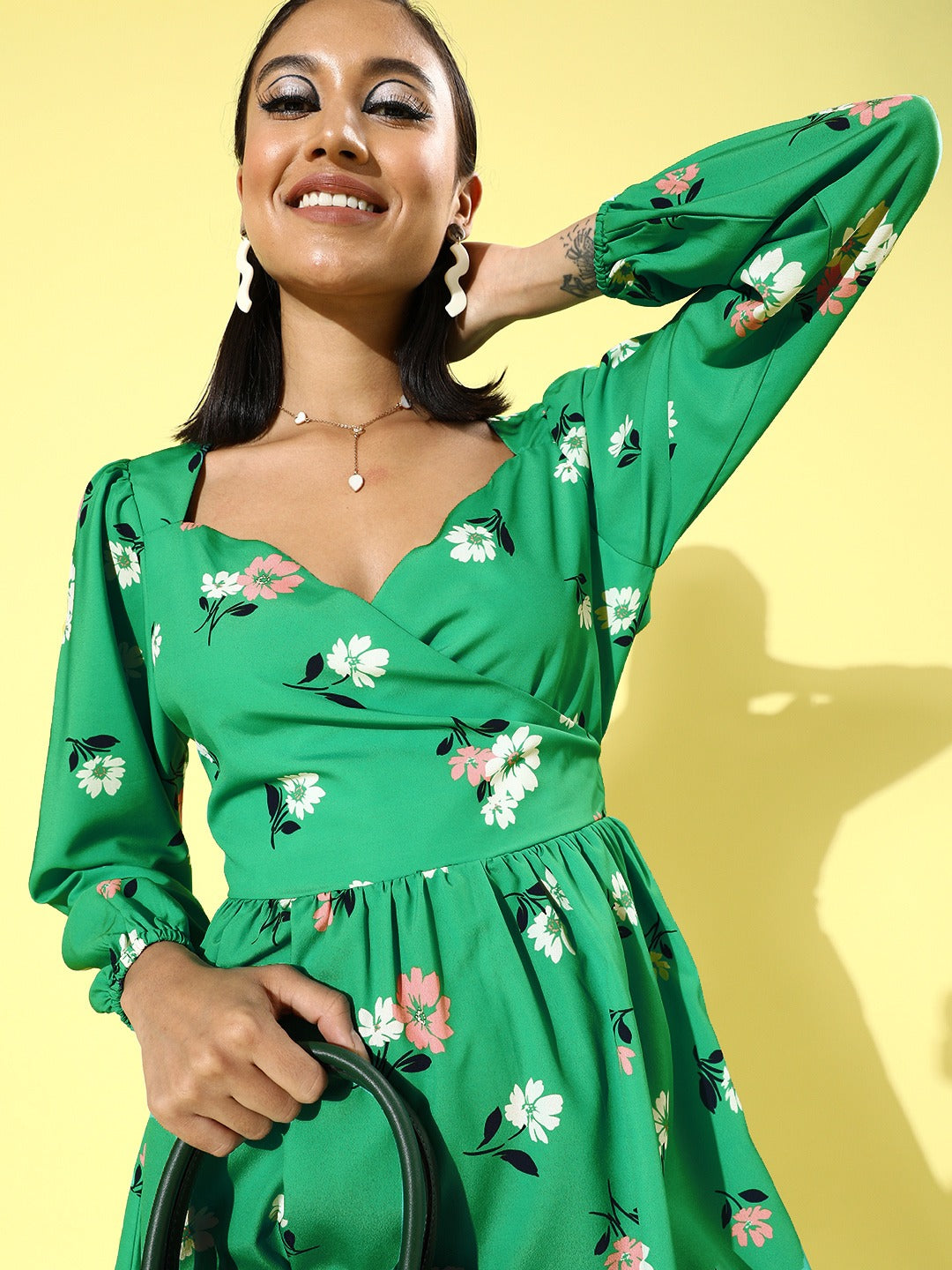 Backknot sweetheart dress