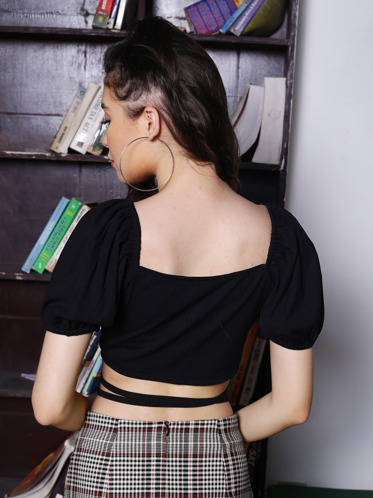 Black Solid crop  Top