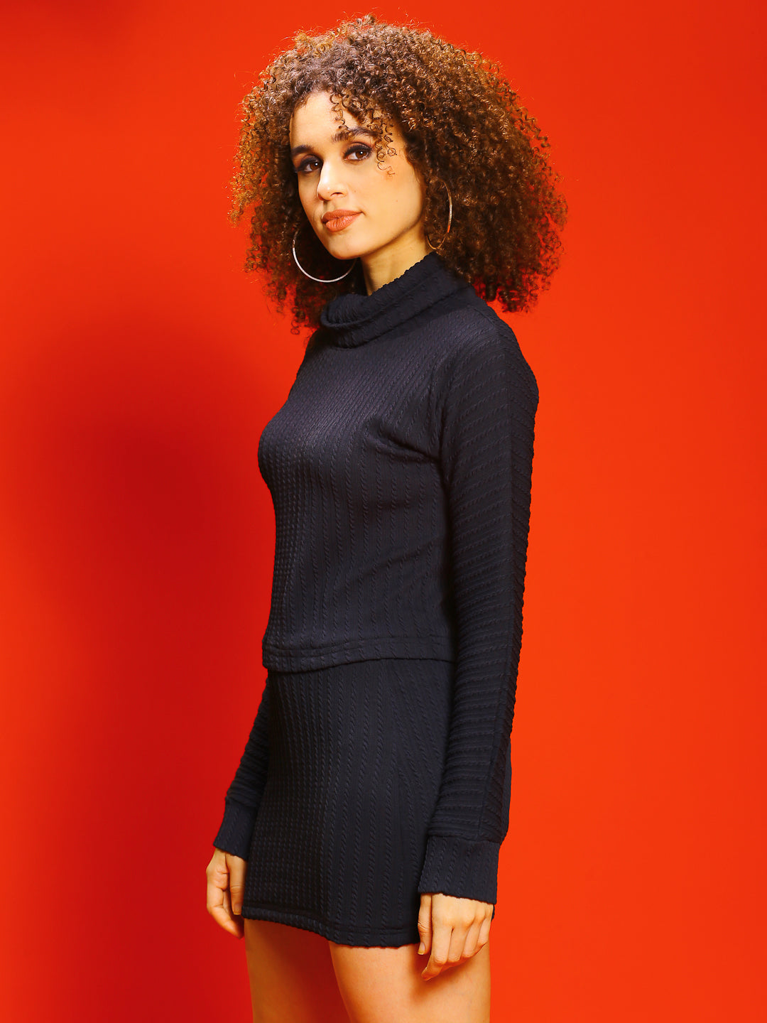 Black textured rib top