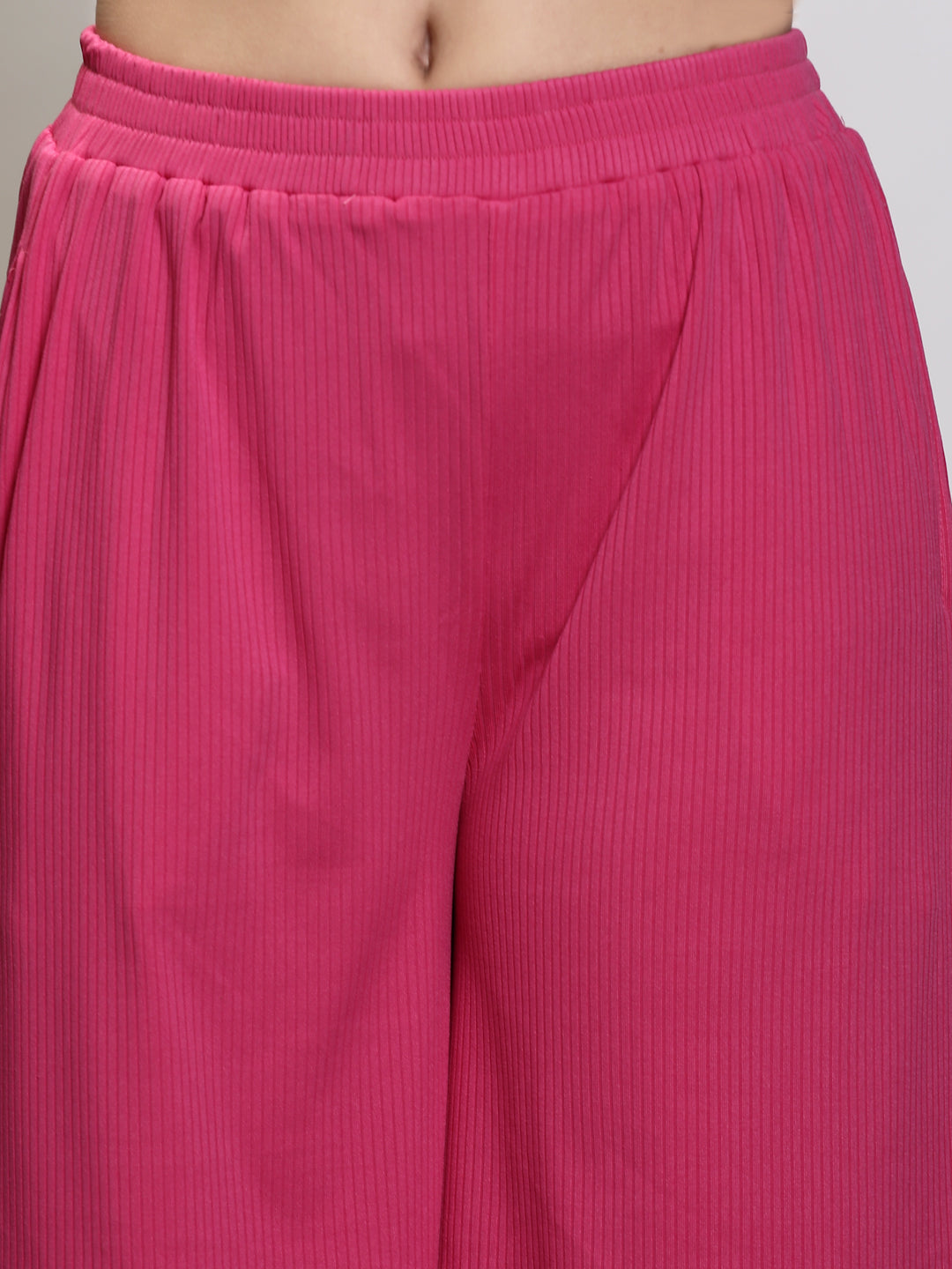 Slip-On Capris