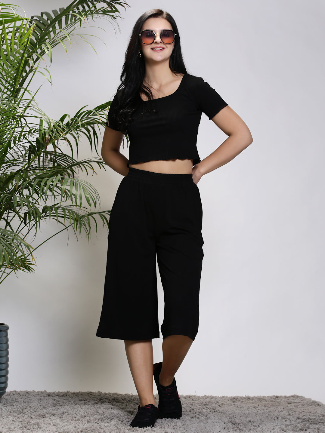 Black Top Capri Cord-Set