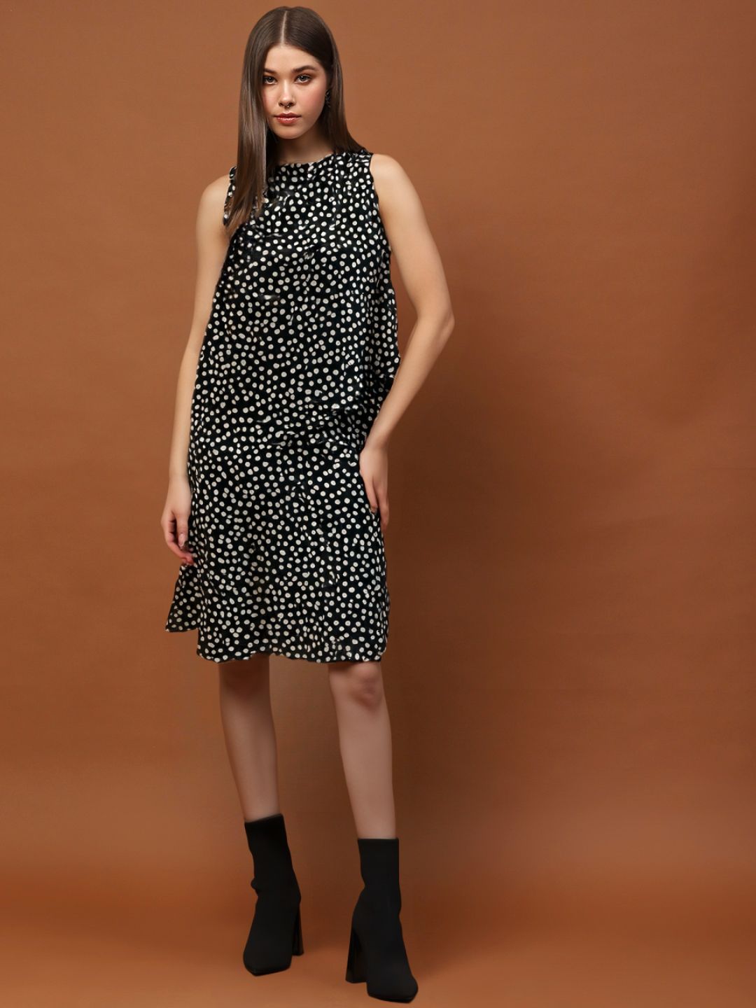 Black Sleeveless Elegant Women’s Casual Summer Outfit Polka Dot Dress