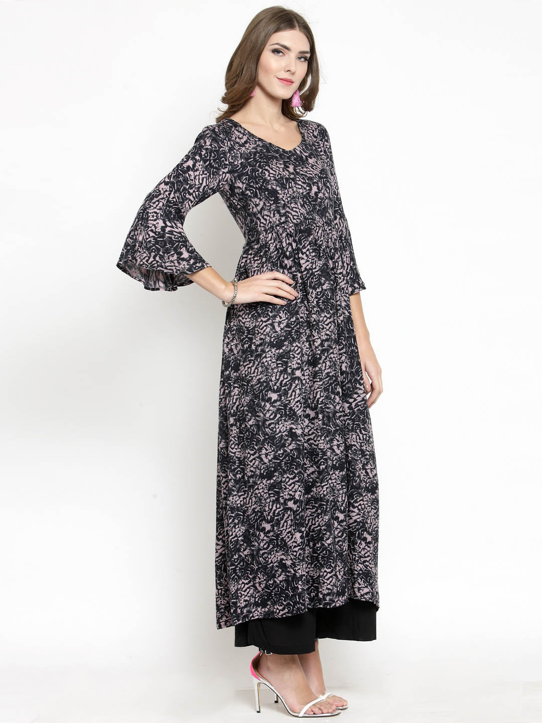 Women Black Printed Kurta with Black Palazzo