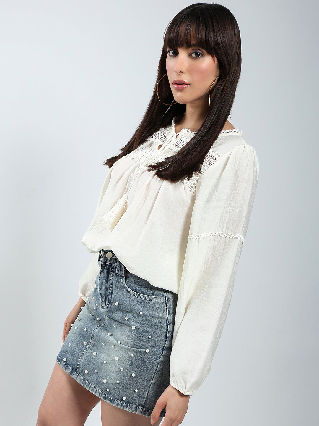 Offwhite Boho Chic Top with Lace and Tassel Tie up