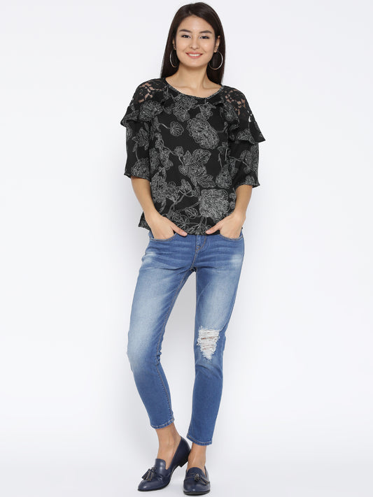 Lace trim ruffled Top