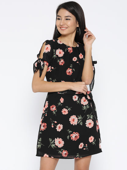 Flutter sleeve shift dress