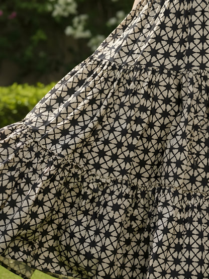 Chic Black & Beige Printed Maxi Skirt for Women  Bohemian Long Skirt  Trendy Summer Fashion Look