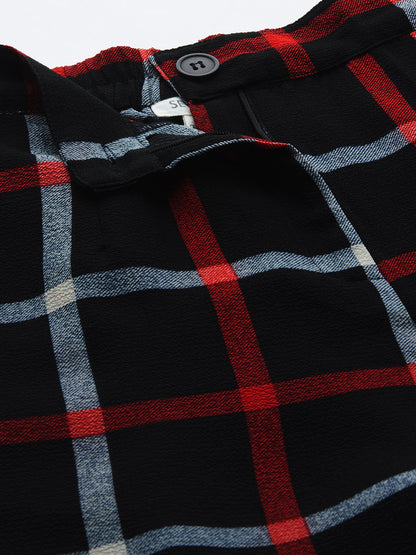 Mid rise regular shorts