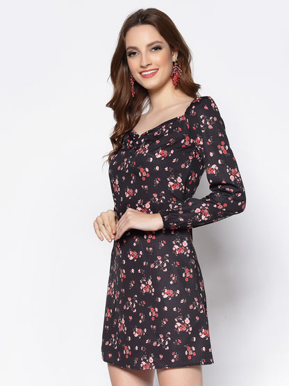 Sweetheart Neck Dress