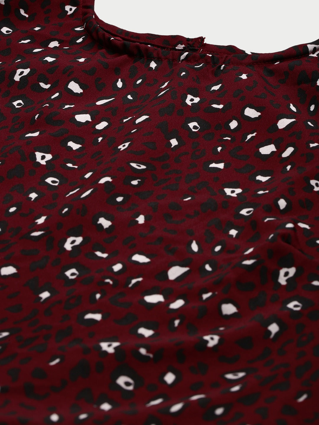 Burgundy & White Printed Ruched Sleeve Top