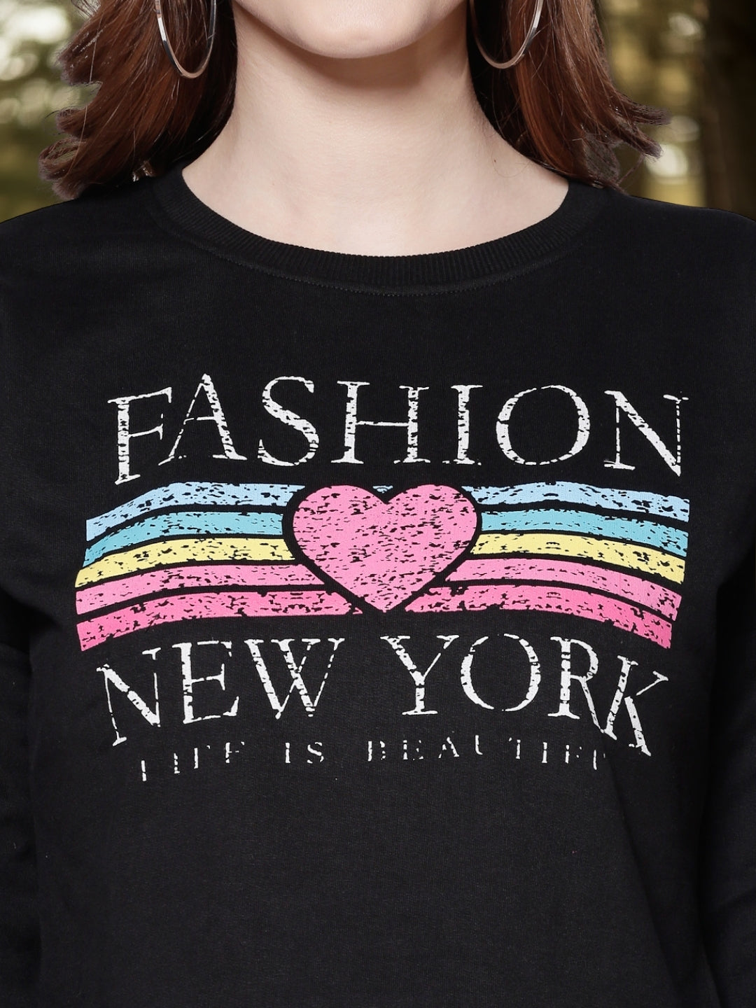 Black White Printed Crop Sweatshirt for Women Trendy Winter Casual Wear