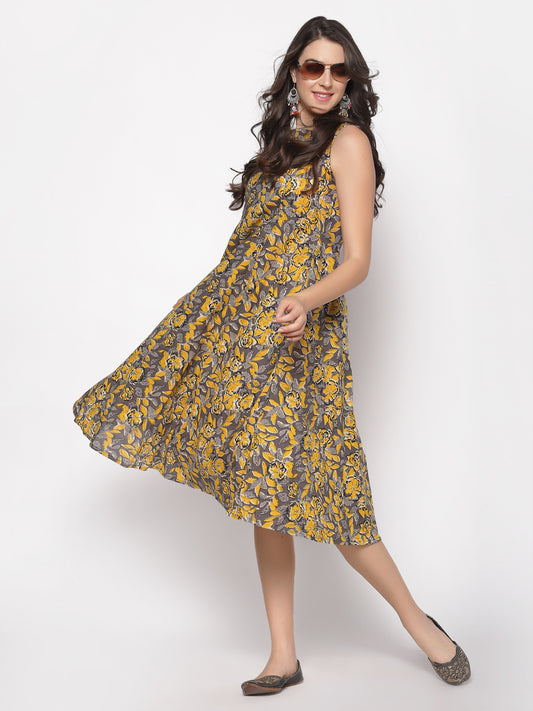 Flarred Sleeveless Dress
