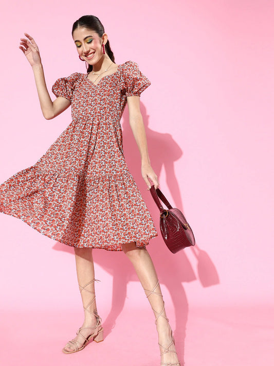 Fit & flared sweetheart neck dress