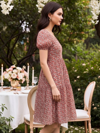 Pink Fit & flared sweetheart neck dress