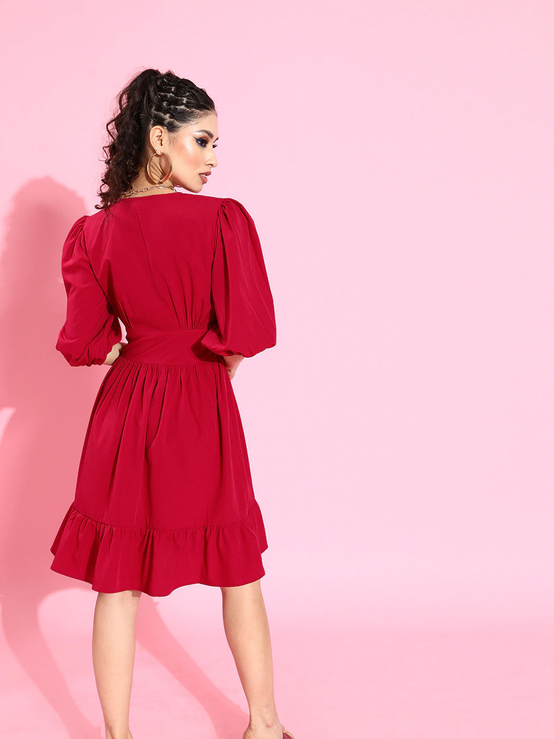 Waisted volume sleeve dress