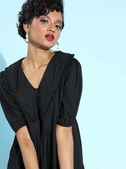 Keyboard collar trapeze dress