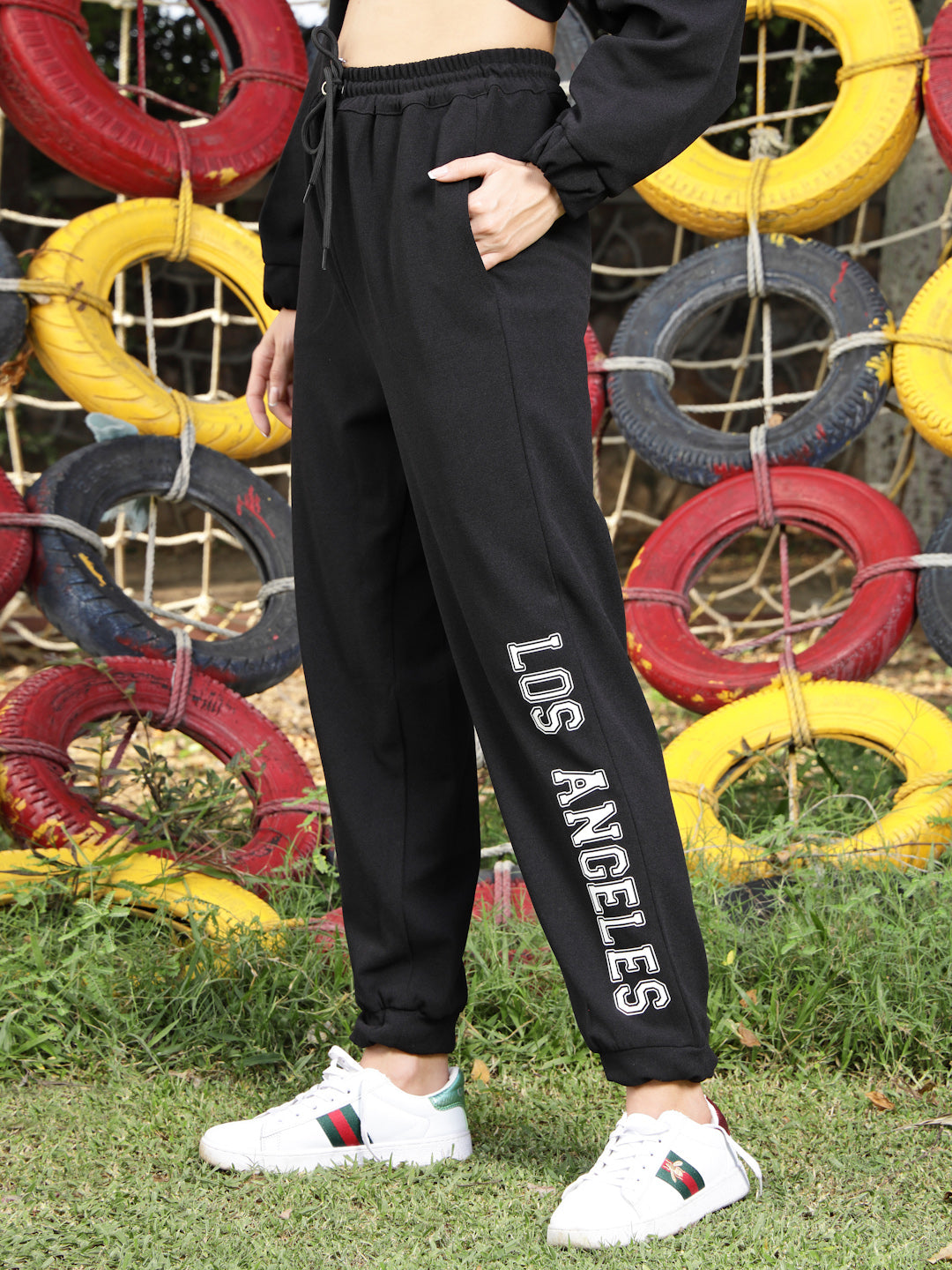 Trackpant