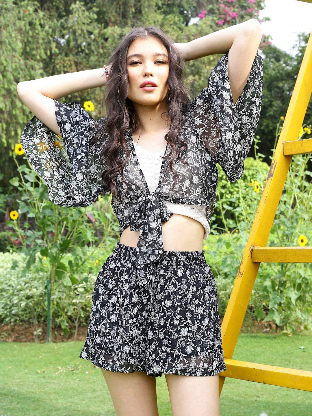Black Floral  Mini Cord