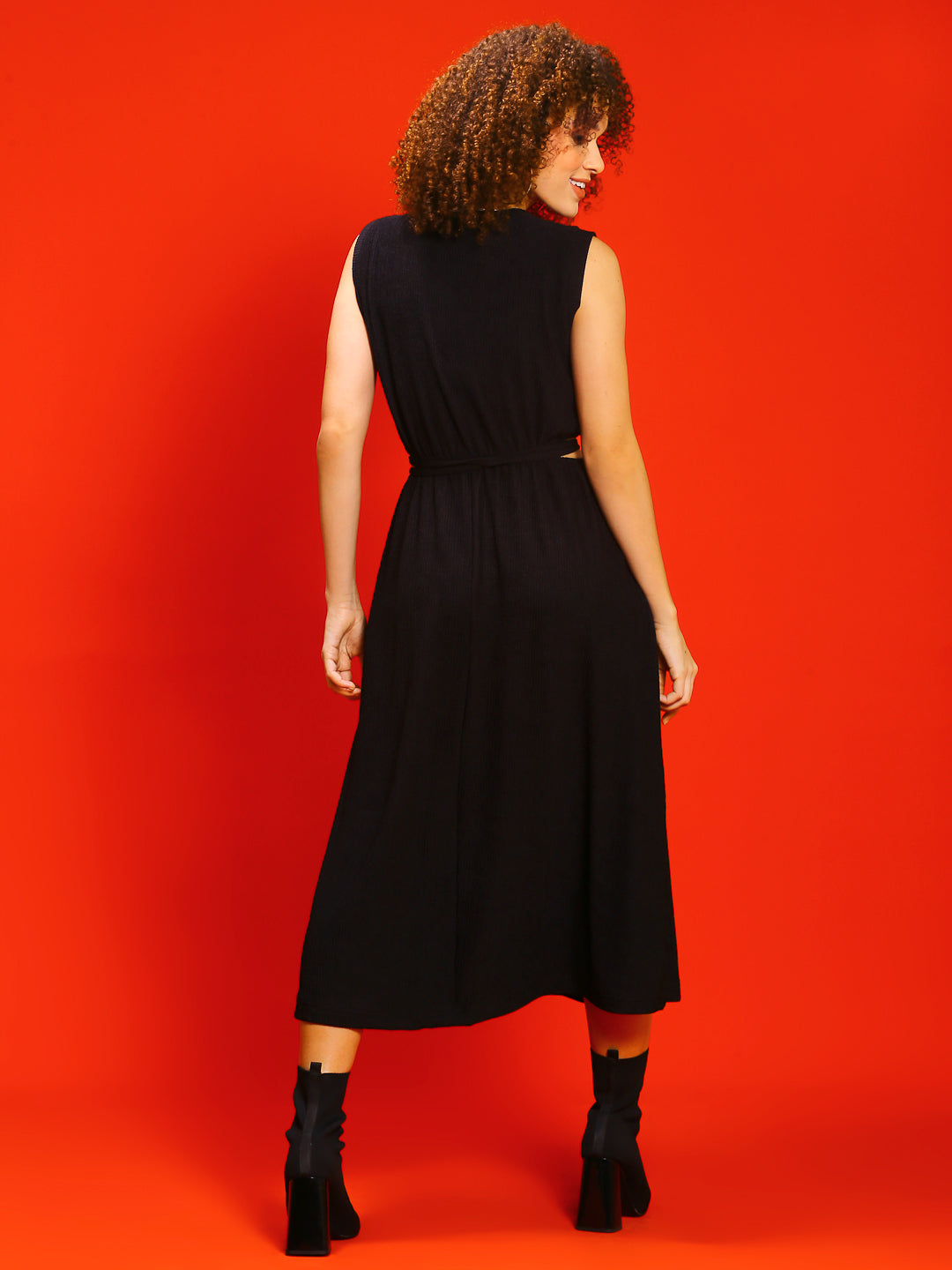 Black Cut out tie back