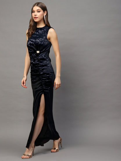Black Velvet Bodycon Maxi Dress with Ruched Detailing & Side Slit – Elegant Women’s Party Wear