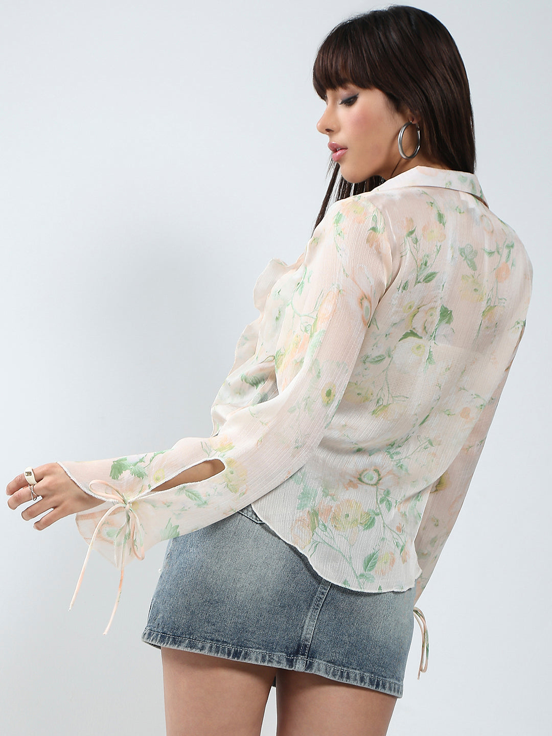 Women Floral Printed Pink Halter neck Chiffon Shrug