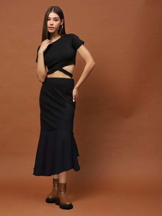 Black Textured Long Skirt for Women – Elegant Flared Maxi Skirt for Party & Casual Wear