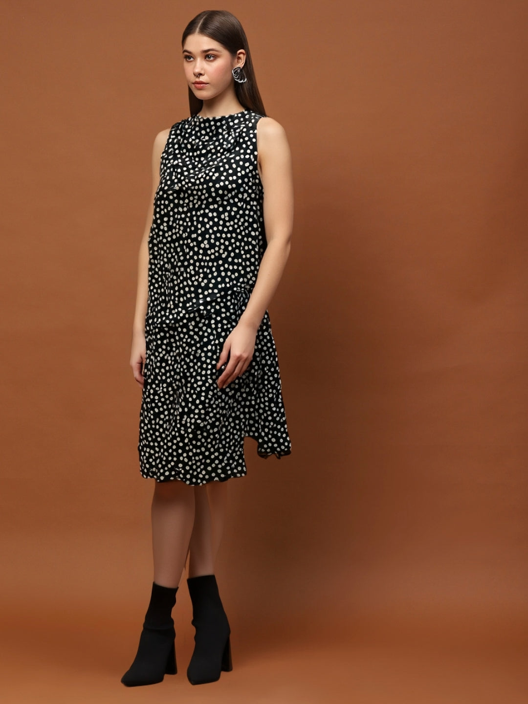 Black Sleeveless Elegant Women’s Casual Summer Outfit Polka Dot Dress