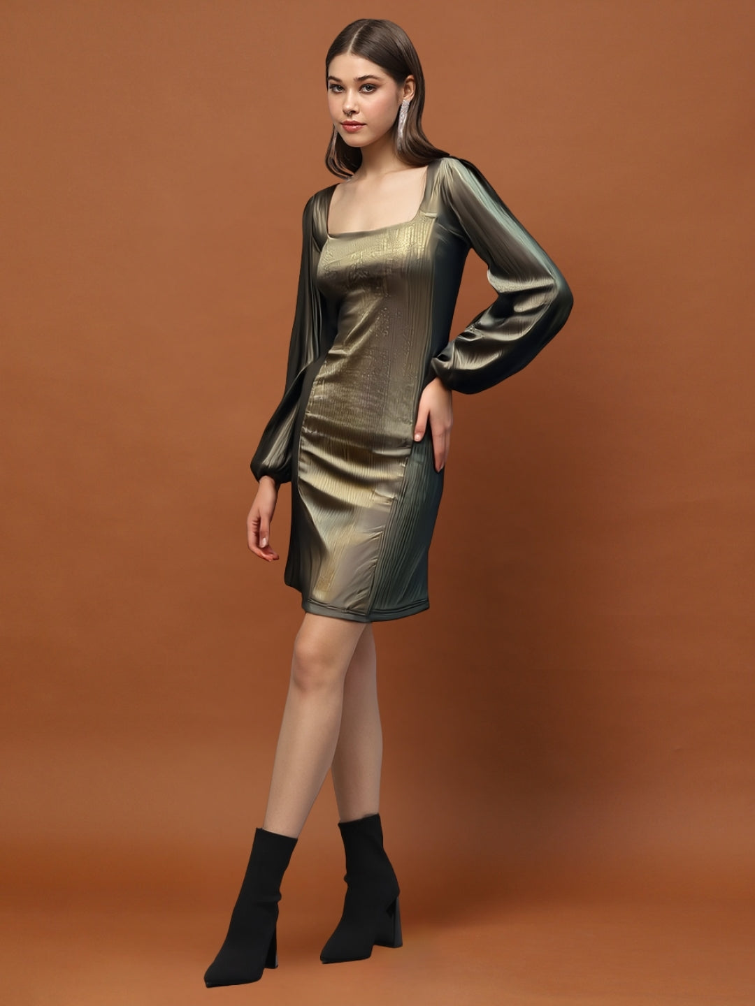 Golden Shimmer Square Neck Bodycon Dress with Puff Sleeves – Party & Evening Wear