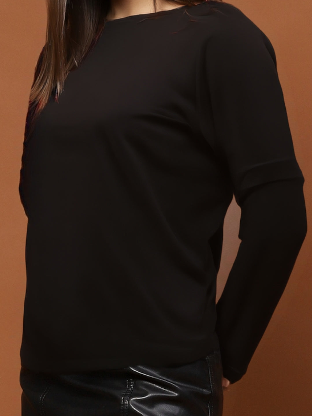Classic Black Long Sleeve– Minimalist Casual Basic Top