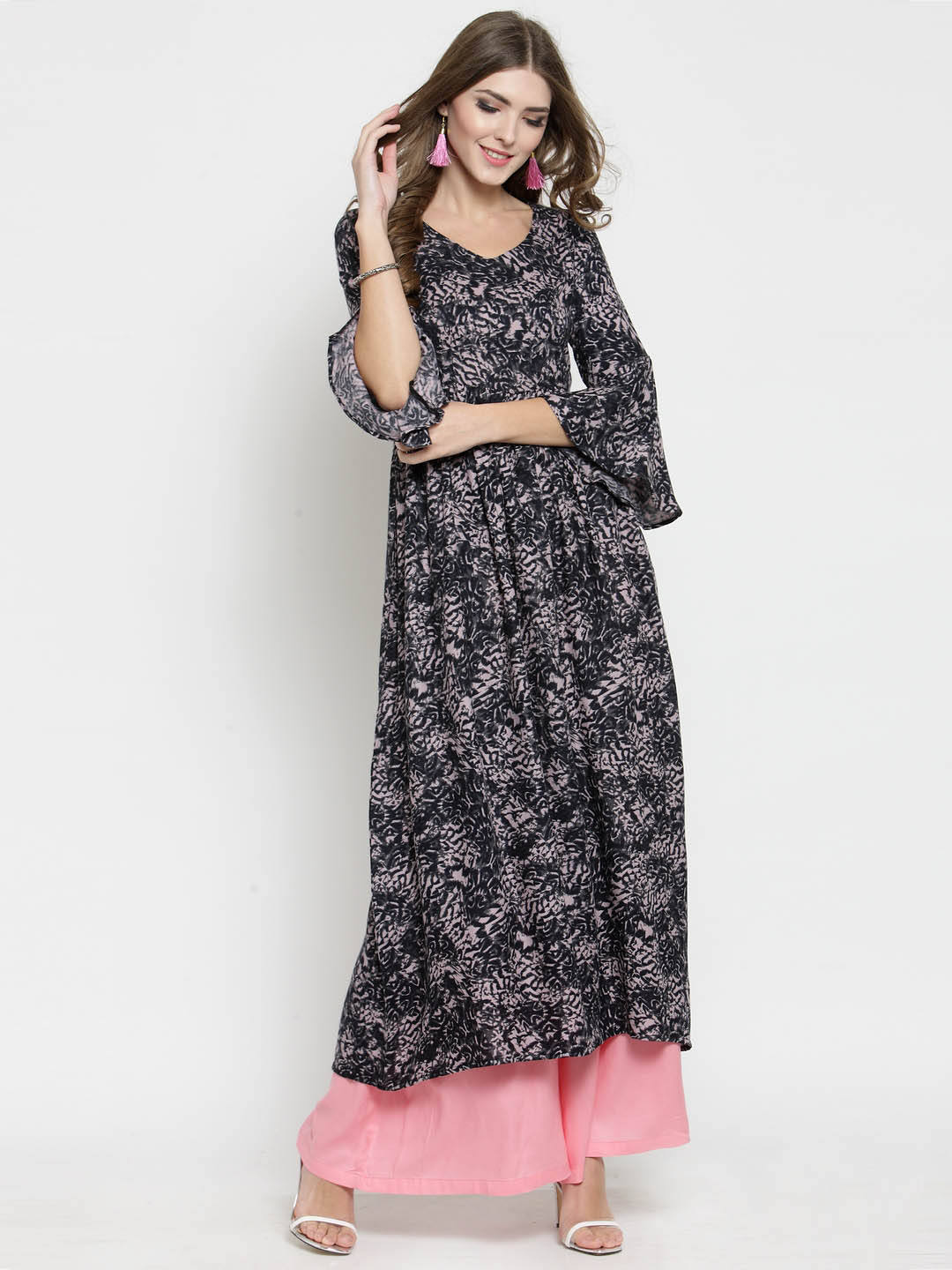Women Black Printed Kurta with Pink Palazzo