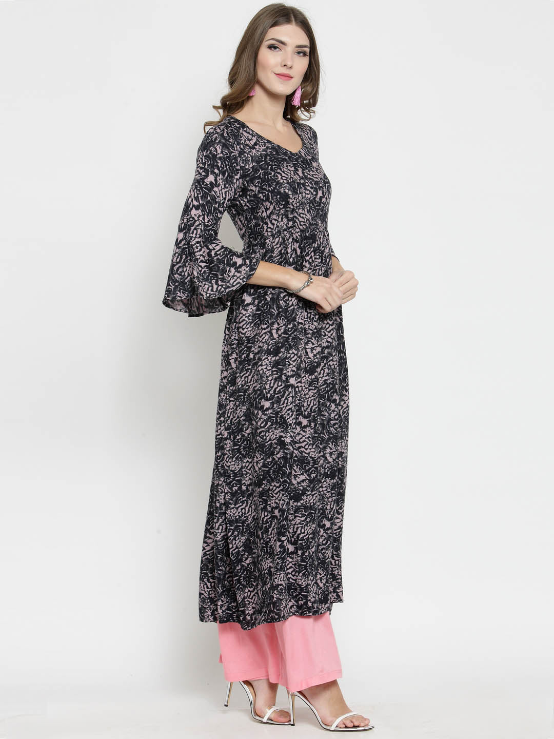 Women Black Printed Kurta with Pink Palazzo
