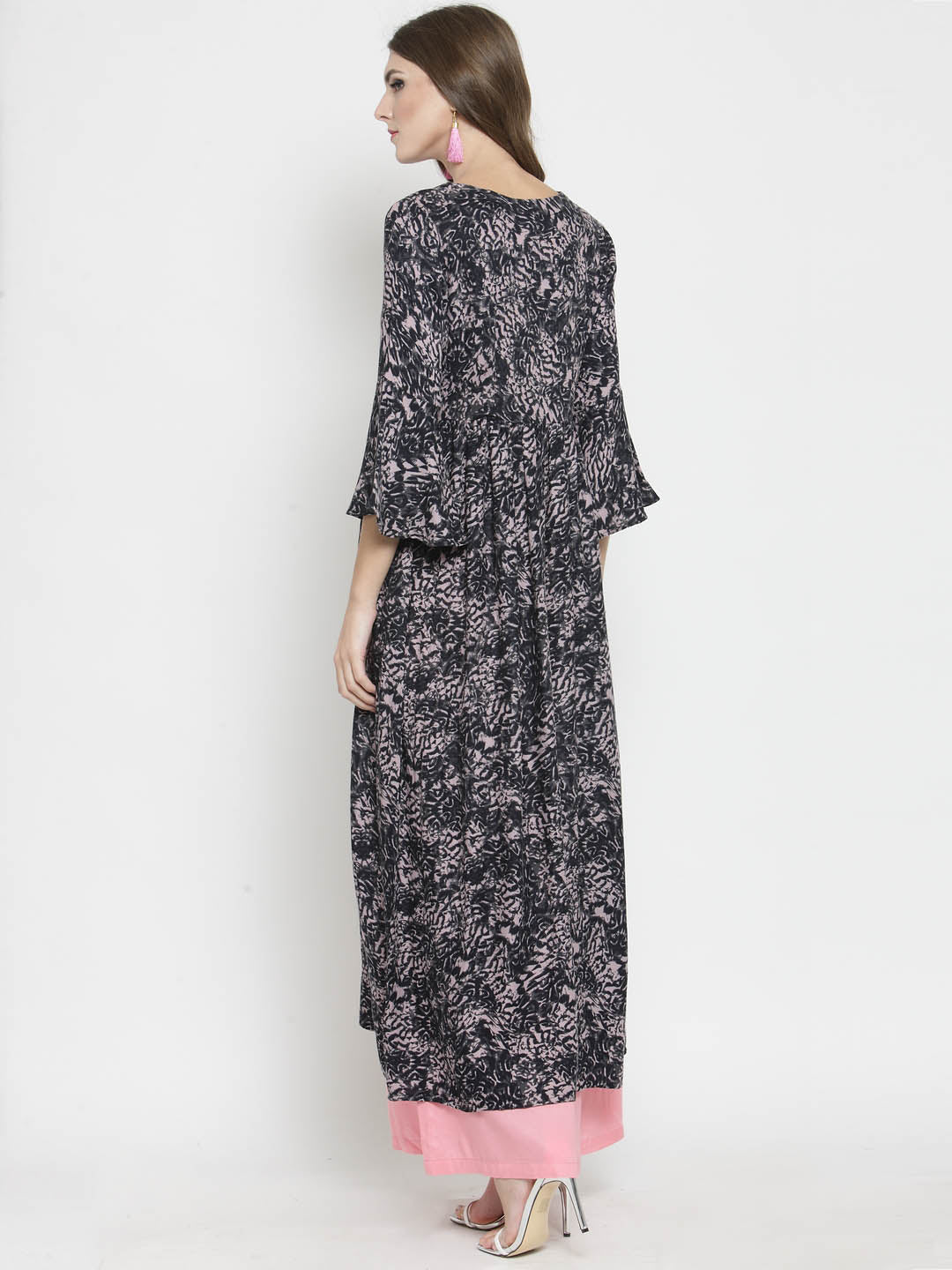 Women Black Printed Kurta with Pink Palazzo
