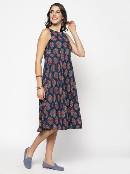 Flarred Sleeveless Dress